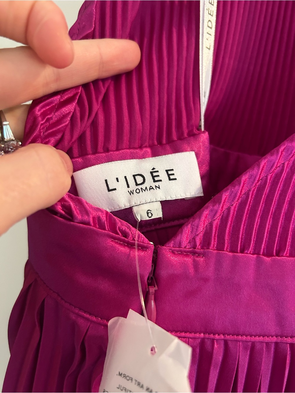 L’idee Cheri Gown - Fuchia - Picture 8 of 8